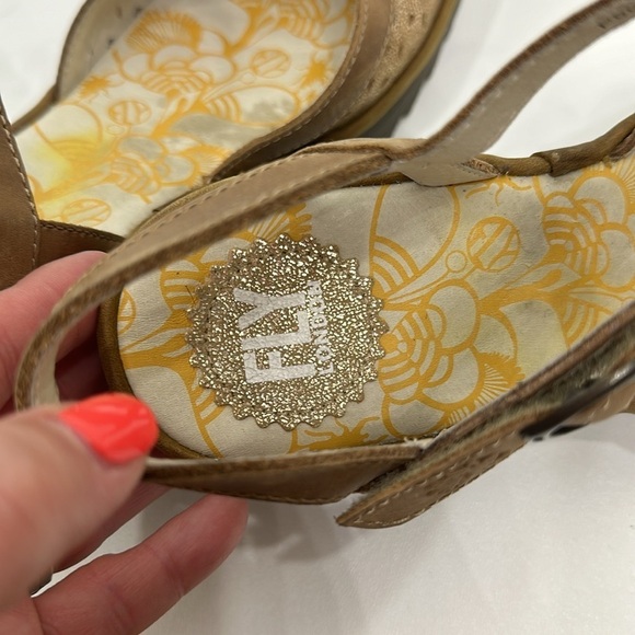 Fly London Yumo leather wedge sandals size 41. Brown and gold. - Picture 7 of 12